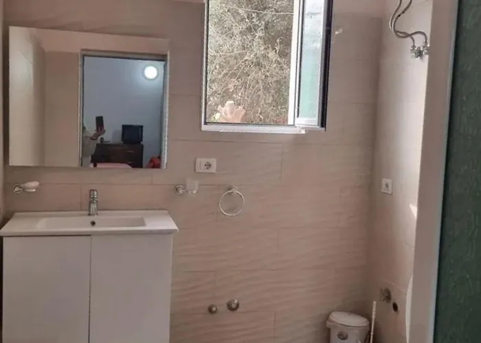 Sherifi Maison d'hôtes *